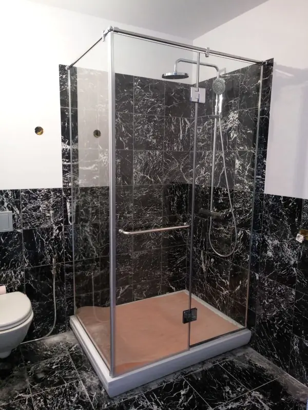 Душевые перегородки