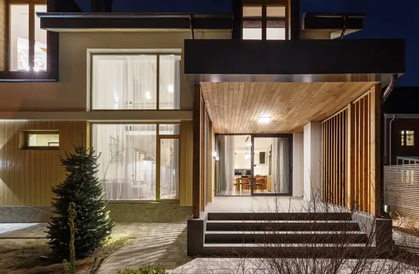 Дом на Айдаровской