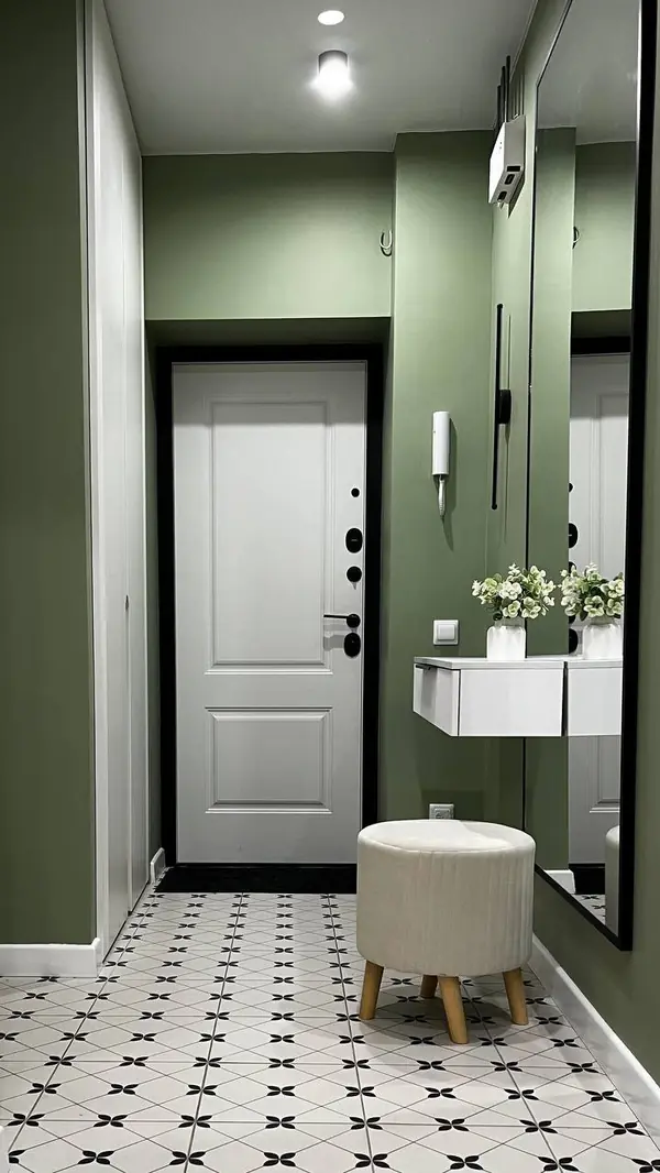 Трехкомнатная квартира в с природными оттенками