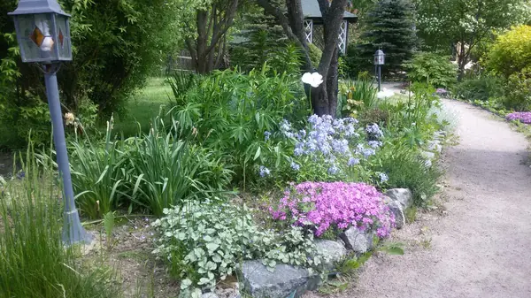 Усадебный семейный сад