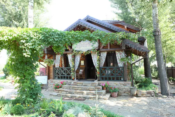 Old House Resort&Spa и бутик-отель Green Hill