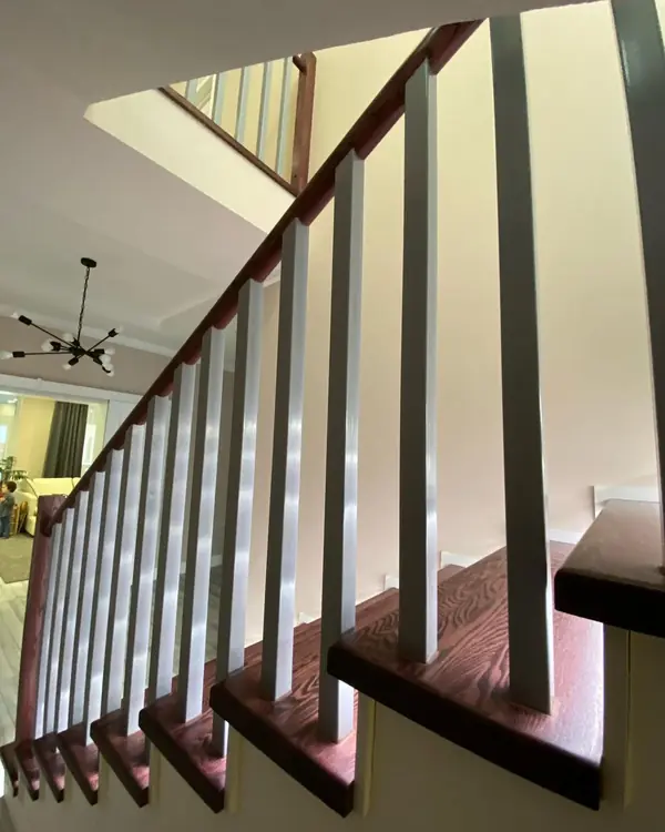 Лестница Алексея и Анны в КП Медная Подкова