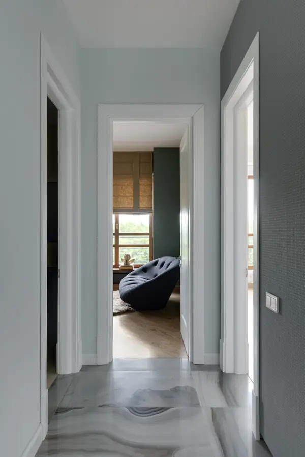 Коридор - Энергия гармонии. Квартира для молодой пары.