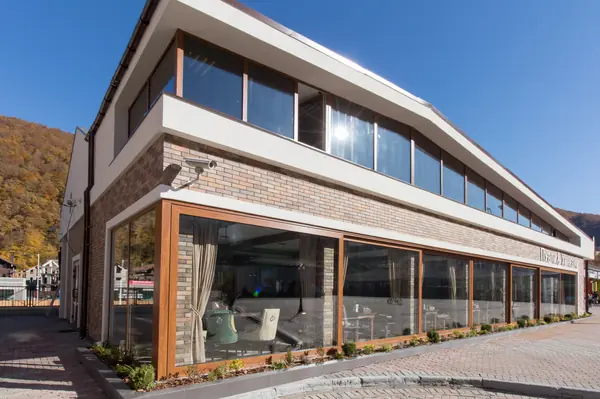 Остекление ресторана Красная поляна г. Сочи