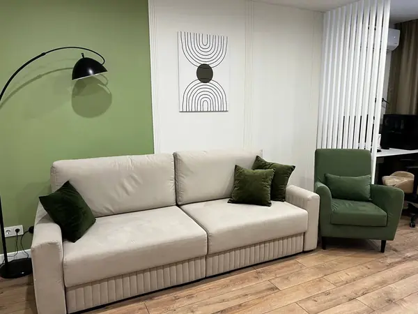 Трехкомнатная квартира в с природными оттенками