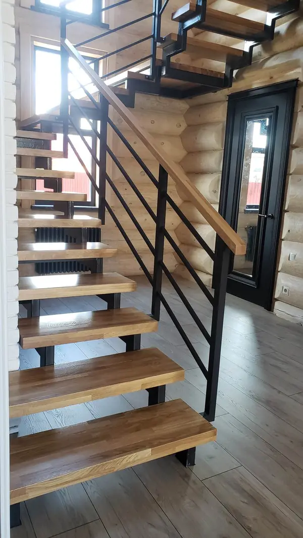 Лестница для стиля лофт