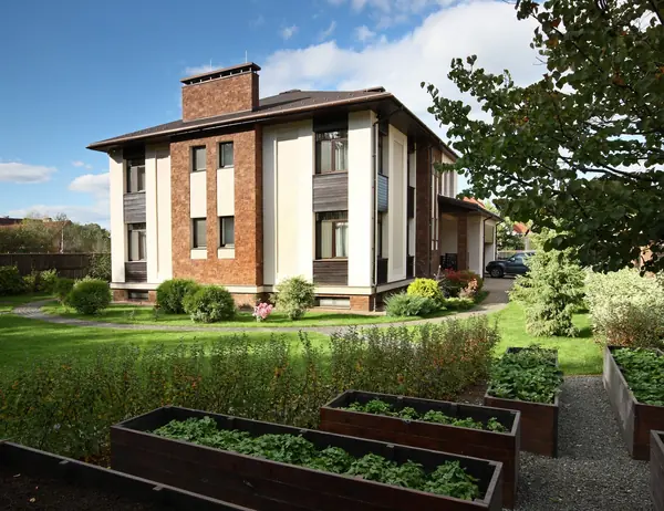 Загородный коттедж