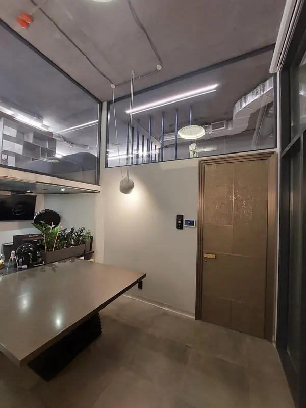 Стеклянная перегородка для офиса