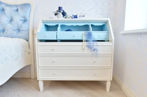 Авторская мебель в Петербурге