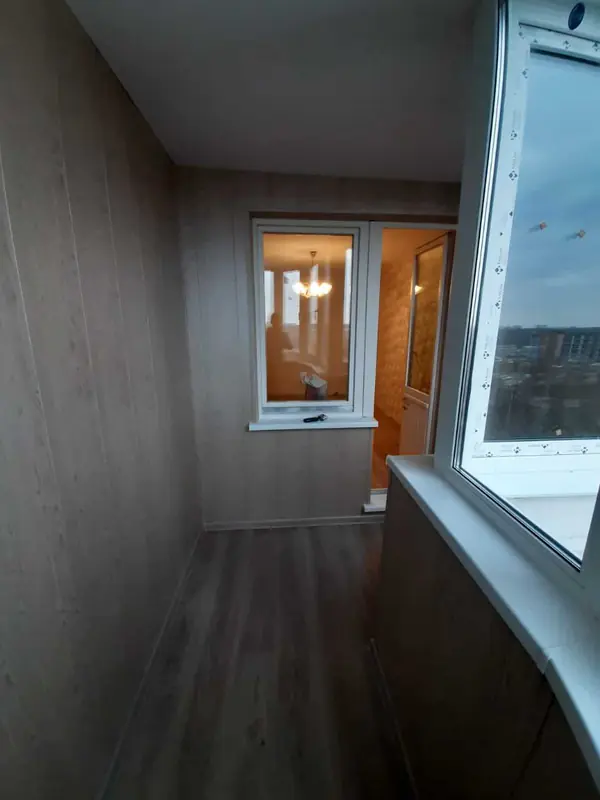 Отделка балкона