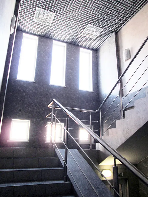 Офисы, кабинеты, лестничные марши, фасады