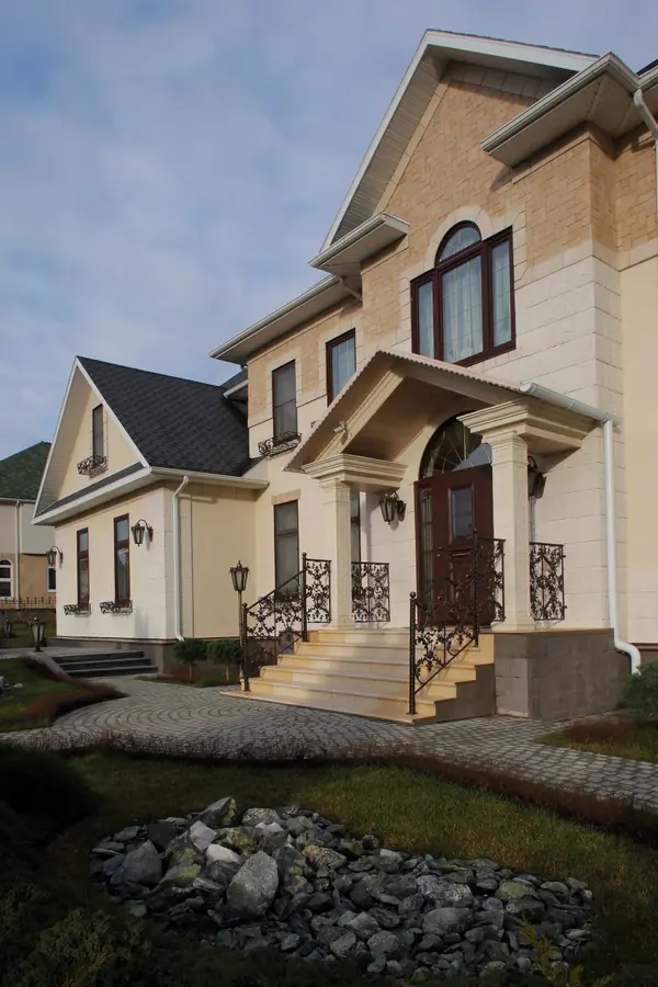 Коттедж на Новой Риге