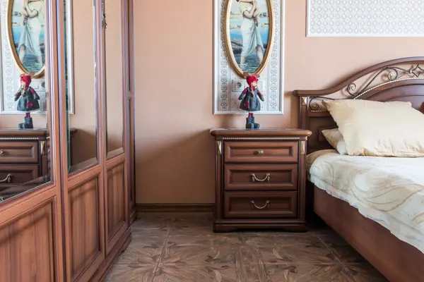 Спальня в классическом стиле