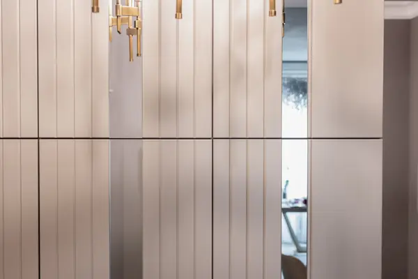 Шкаф в прихожую