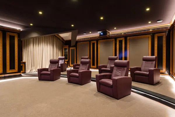 Домашний кинотеатр