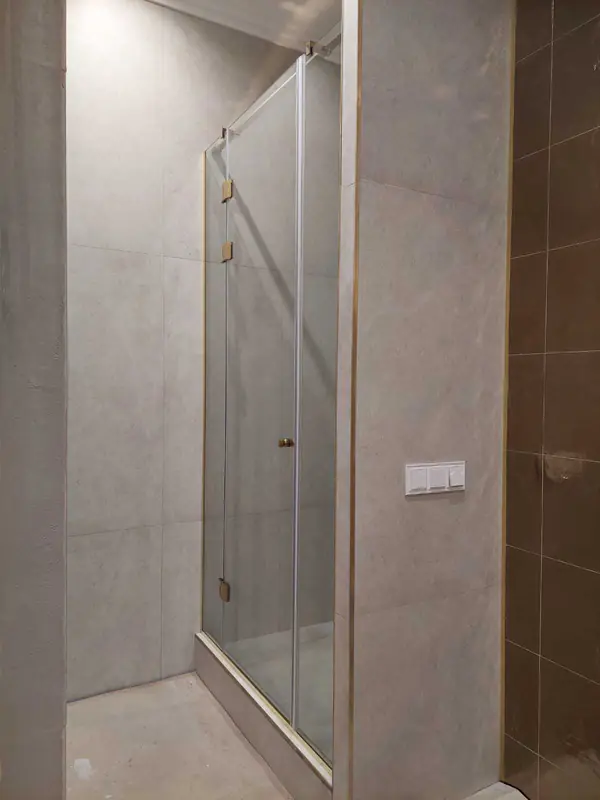 Душевая кабина/ванная комната