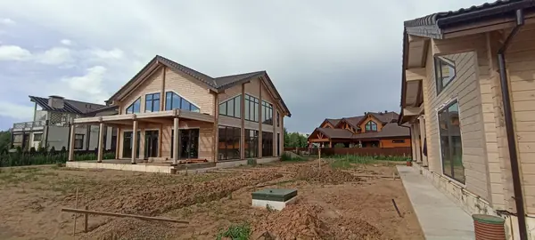 Двухэтажный дом из клееного бруса