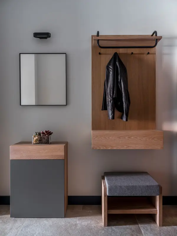 Вдали от глаз/ Out of sight