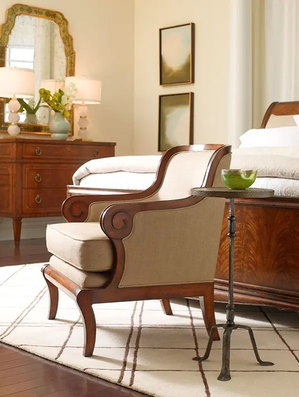 HUNTINGDON, COUNTRY FARMHOUSE,BUCKINGHAM, WINDSOR COLLECTION