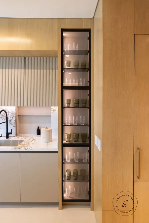 Функциональная кухня с Pantheon от Quantra Quartz