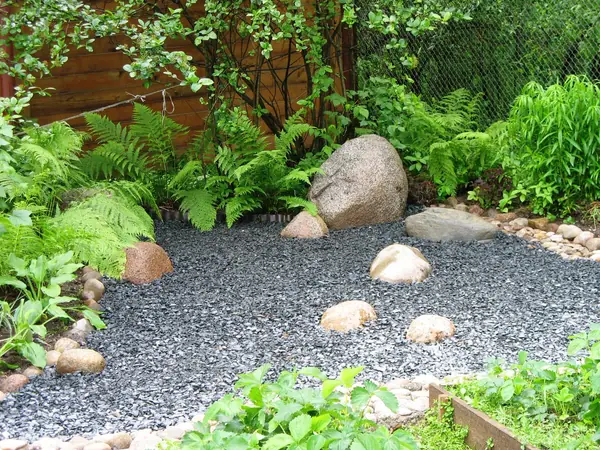 Ландшафт в природном стиле