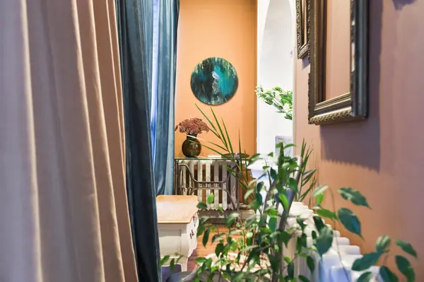 Живописный интерьер