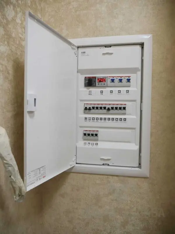 Ремонт двухкомнатной квартиры 58 кв.м. в ЖК «Лучи»