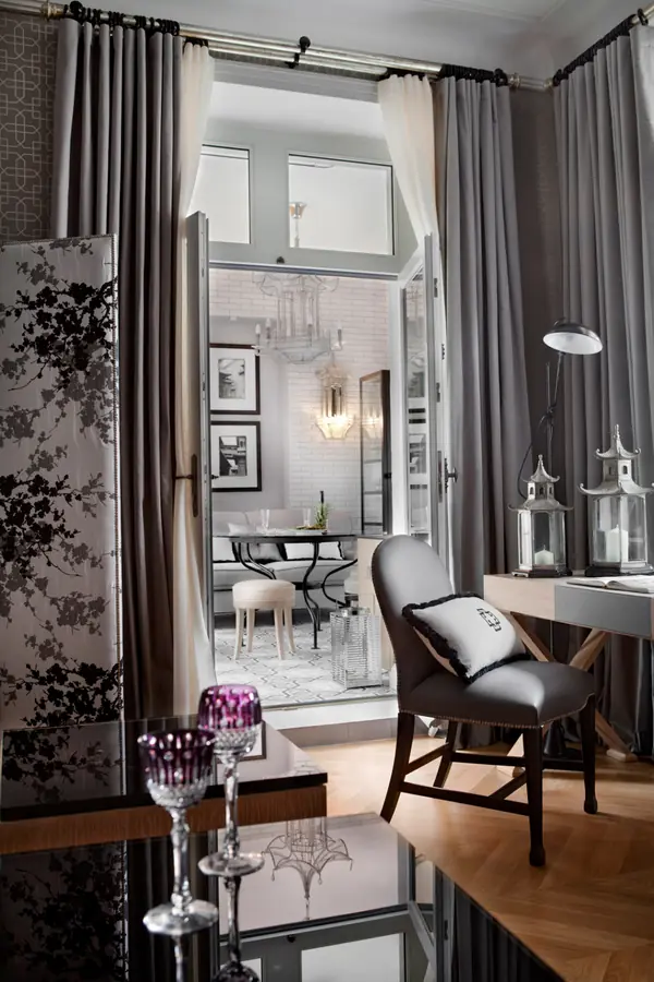 В серой дымке