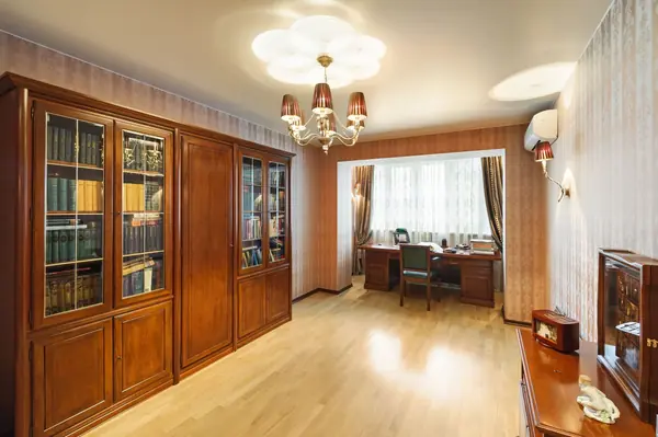 Дизайн интерьера двухуровневой квартиры в Санкт-Петербурге