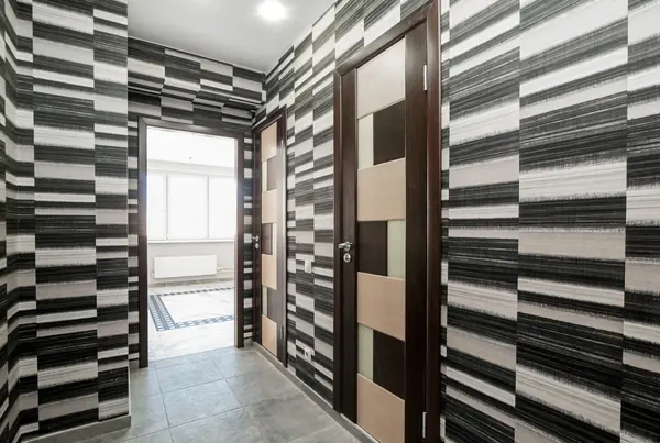 Коридор в 2х комнатной новостройке