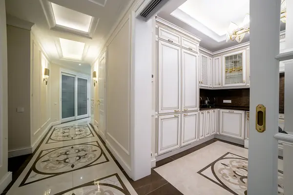 Ремонт пятикомнатной квартиры 210 кв.м в стиле неоклассика