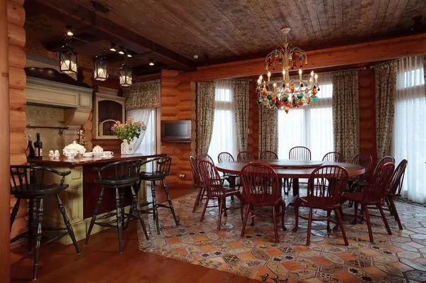 Деревянный дом 550 кв.м. в русском стиле