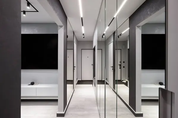 Дизайн и ремонт квартиры на Неманском проезде — Акцент на технологичность