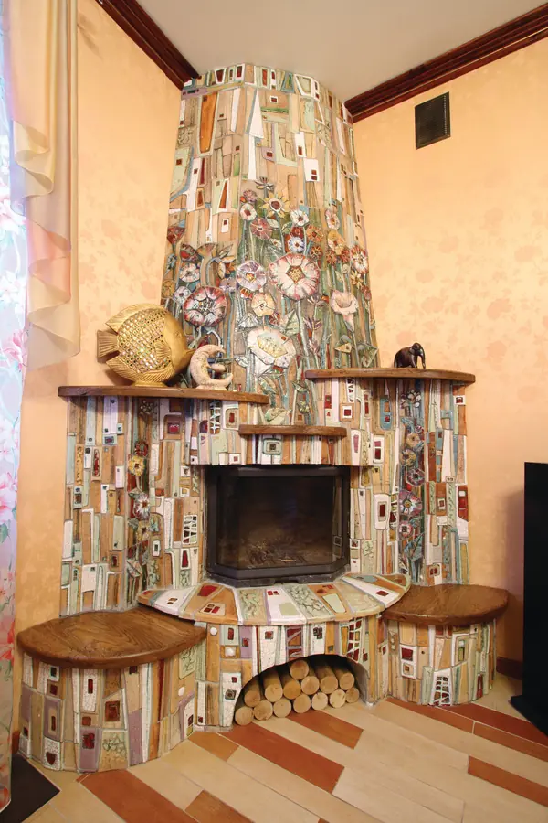 Отделка камина «Цветочная поляна»