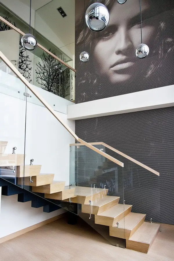 конструкции из стекла