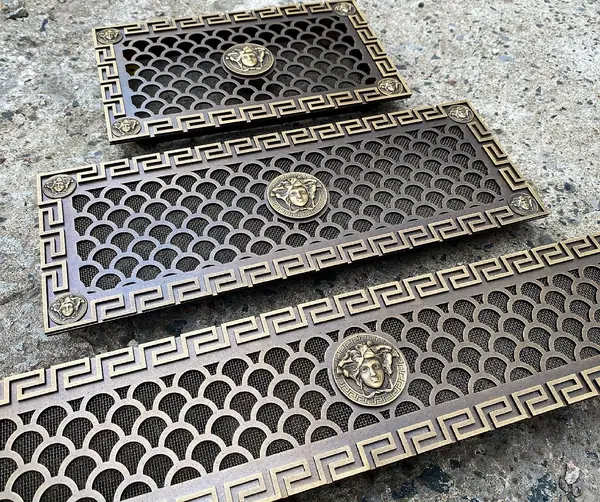 Декоративные решетки Versace