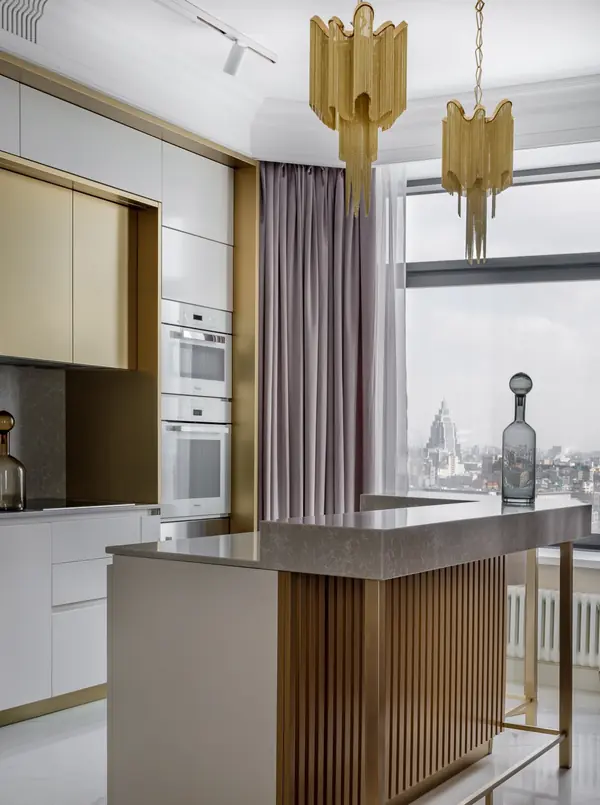 Люкс интерьер кухни в Квартире 160 кв. м. в стиле Неоклассика