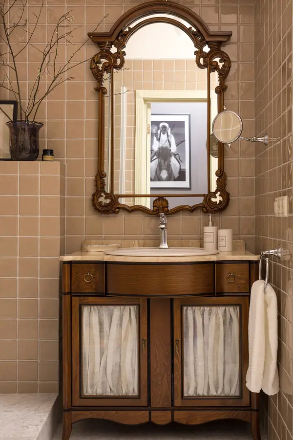 Квартира 80 м2 в старинном доме в центре Москвы