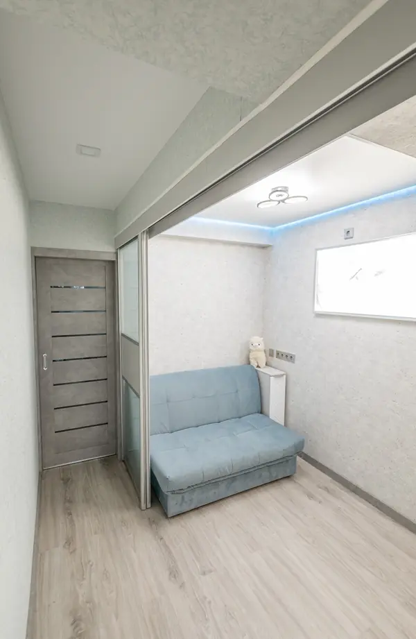 Больше не проходная комната