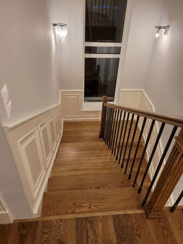 ЛЕСТНИЦЫ ИЗ МАССИВА