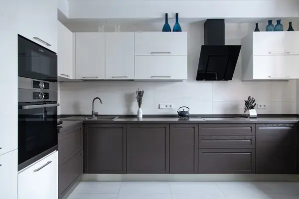 Современный стиль для молодого человека