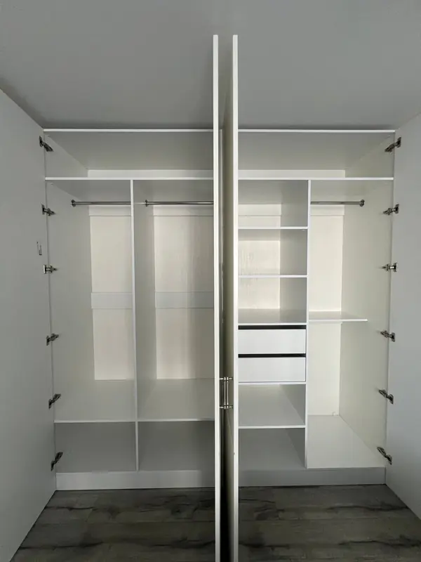 Стильный шкаф (сборка в деталях)