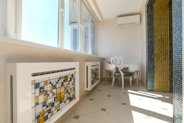 Экраны на батареи