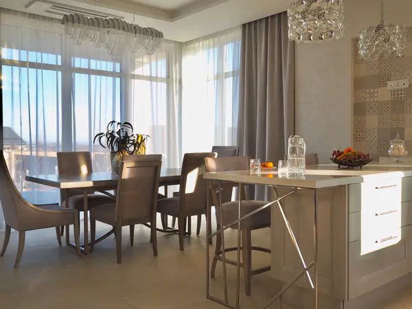 ДОМ С ПРИРОДНЫМИ АКЦЕНТАМИ