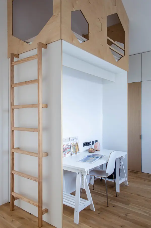 ЖД "Театральный", 77 м2