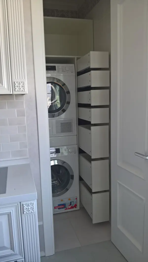 Белая классика-массив ясеня