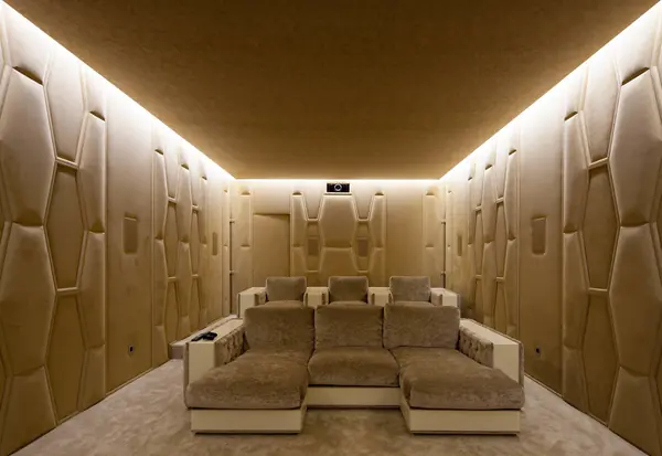 Дом с видом на Гибралтар