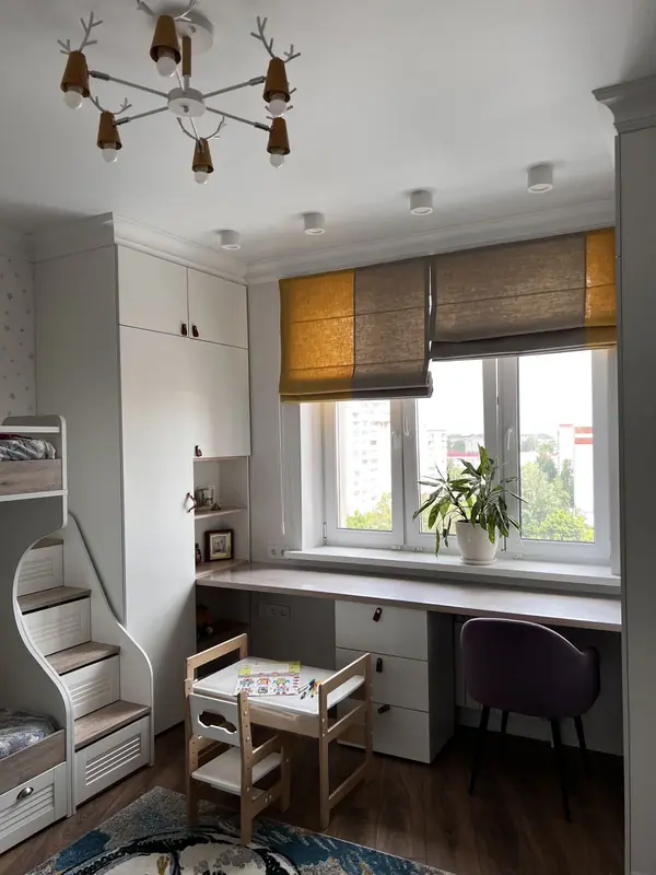 ДЕТСКАЯ В АЛЫХ ПАРУСАХ