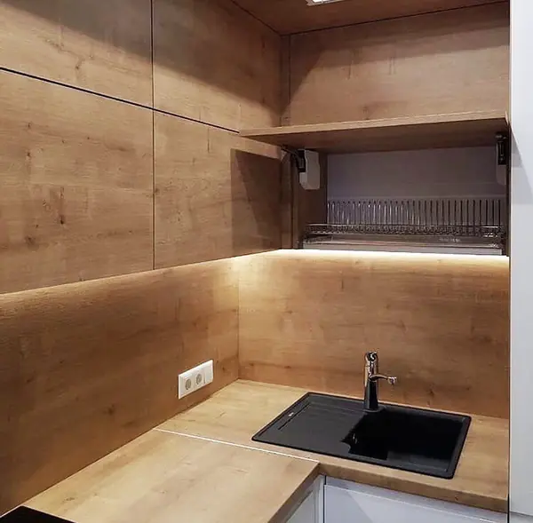 Кухня на заказ - фасады ЛДСП Egger - матовые и глянцевые