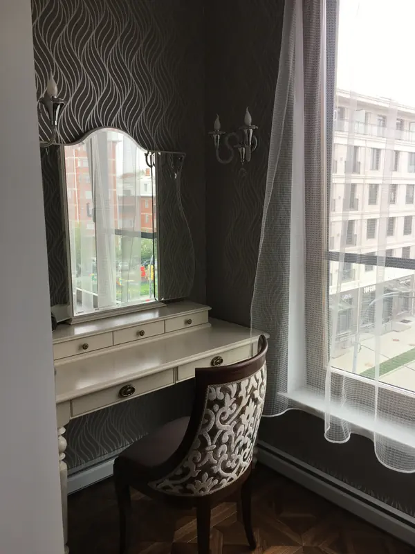 Крестовский "De Lux"